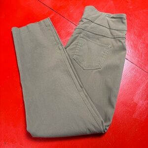 RUBY RD KHAKI PULL ON CROPPED PANTS